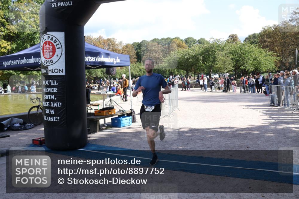 14.09.2025 - Stadtparktriathlon Strokosch-Dieckow http://msf.ph/oto/8897752 14.09.2025 13:40:57 Ziel 1360 meine-sportfotos.de