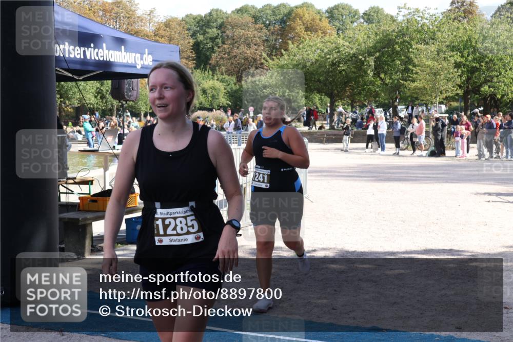 14.09.2025 - Stadtparktriathlon Strokosch-Dieckow http://msf.ph/oto/8897800 14.09.2025 13:41:20 Ziel 1237, 1241, 1285 meine-sportfotos.de