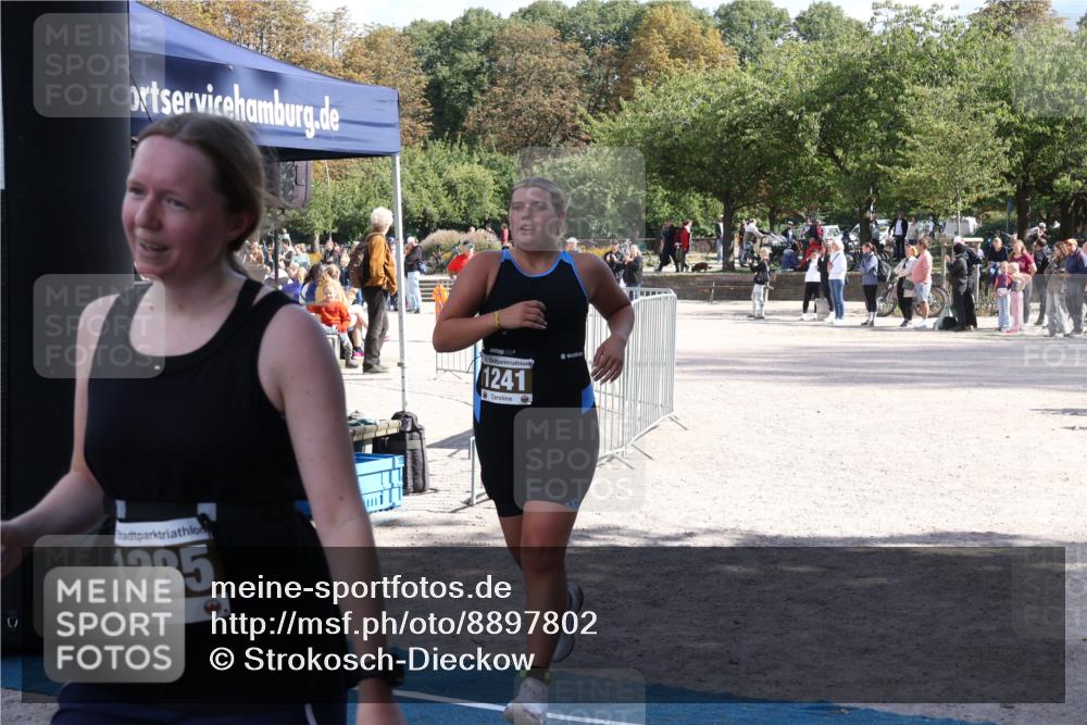 14.09.2025 - Stadtparktriathlon Strokosch-Dieckow http://msf.ph/oto/8897802 14.09.2025 13:41:21 Ziel 1237, 1241, 1285 meine-sportfotos.de