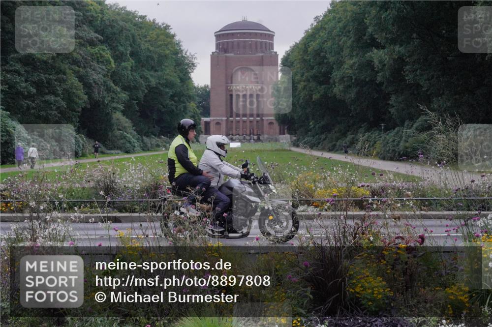 14.09.2025 - Stadtparktriathlon Michael Burmester http://msf.ph/oto/8897808 14.09.2025 09:00:53 Radfahren 344, 374 meine-sportfotos.de