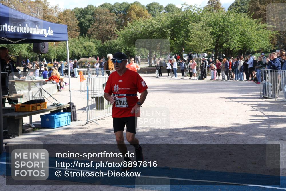 14.09.2025 - Stadtparktriathlon Strokosch-Dieckow http://msf.ph/oto/8897816 14.09.2025 13:41:30 Ziel 1175, 1295 meine-sportfotos.de