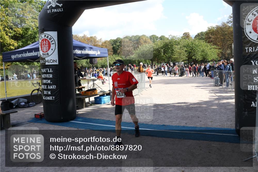 14.09.2025 - Stadtparktriathlon Strokosch-Dieckow http://msf.ph/oto/8897820 14.09.2025 13:41:30 Ziel 1175, 1295 meine-sportfotos.de