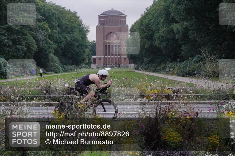 14.09.2025 - Stadtparktriathlon Michael Burmester http://msf.ph/oto/8897826 14.09.2025 09:01:29 Radfahren 368 meine-sportfotos.de
