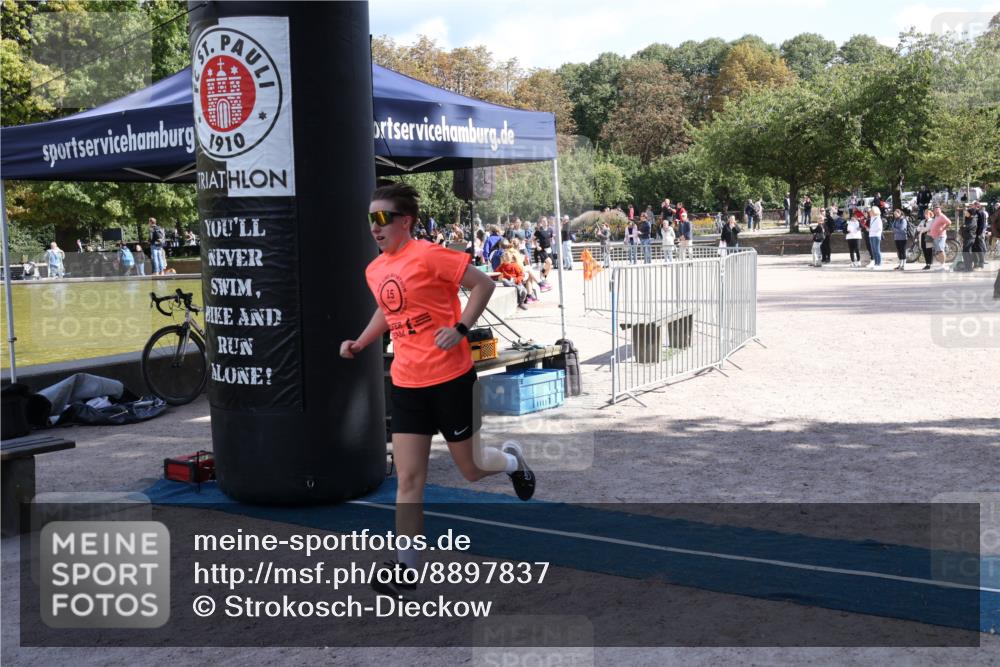 14.09.2025 - Stadtparktriathlon Strokosch-Dieckow http://msf.ph/oto/8897837 14.09.2025 13:41:33 Ziel 1175, 1295, 1335, 1345 meine-sportfotos.de