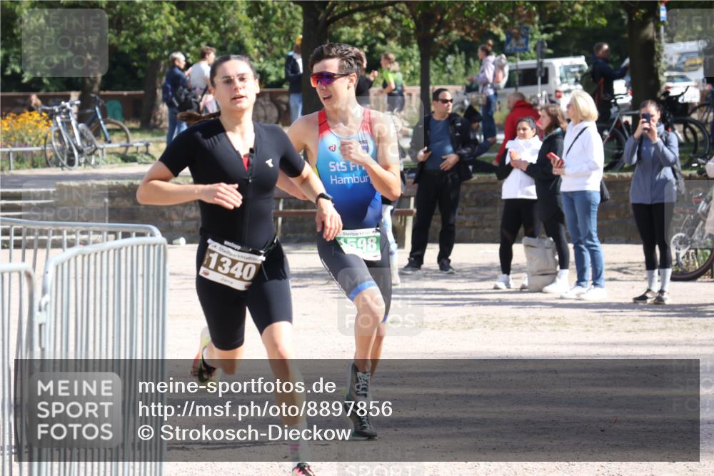 14.09.2025 - Stadtparktriathlon Strokosch-Dieckow http://msf.ph/oto/8897856 14.09.2025 13:41:43 Ziel 1335, 1340, 1345, 1598 meine-sportfotos.de