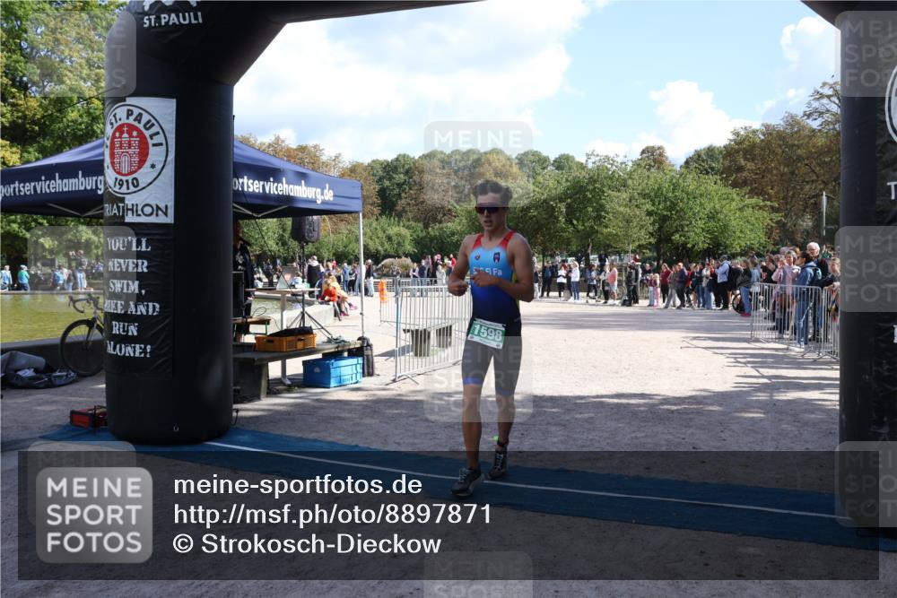 14.09.2025 - Stadtparktriathlon Strokosch-Dieckow http://msf.ph/oto/8897871 14.09.2025 13:41:46 Ziel 1340, 1598 meine-sportfotos.de