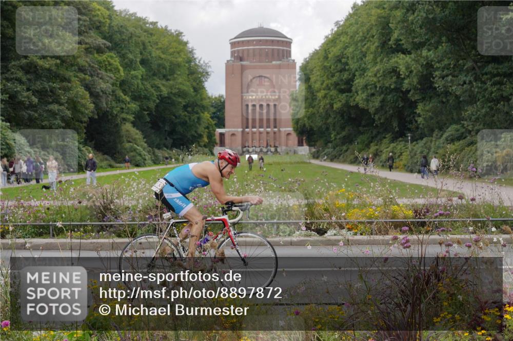 14.09.2025 - Stadtparktriathlon Michael Burmester http://msf.ph/oto/8897872 14.09.2025 12:42:43 Radfahren 1276, 1292, 1341, 1355, 1383, 1400, 1415 meine-sportfotos.de
