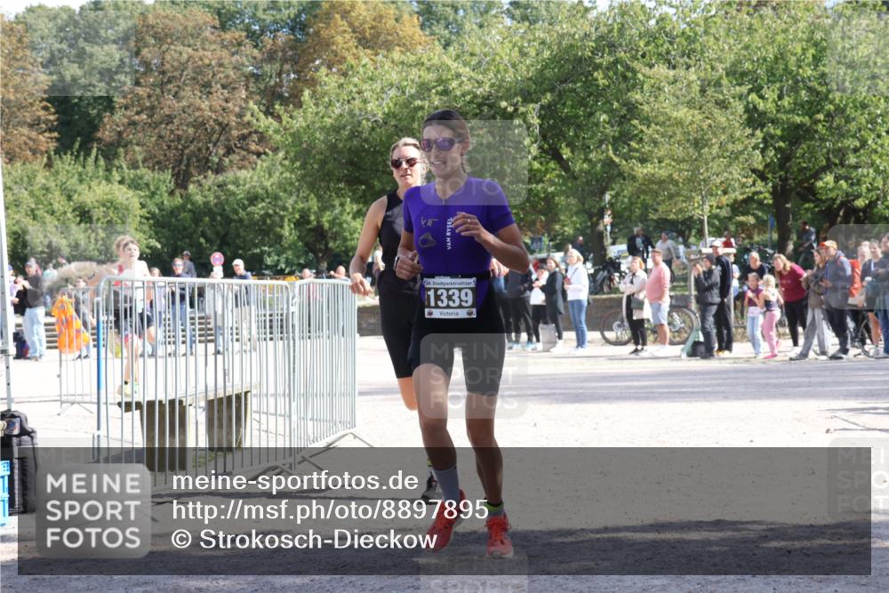 14.09.2025 - Stadtparktriathlon Strokosch-Dieckow http://msf.ph/oto/8897895 14.09.2025 13:42:04 Ziel 1236, 1339, 1342, 1605, 1611 meine-sportfotos.de