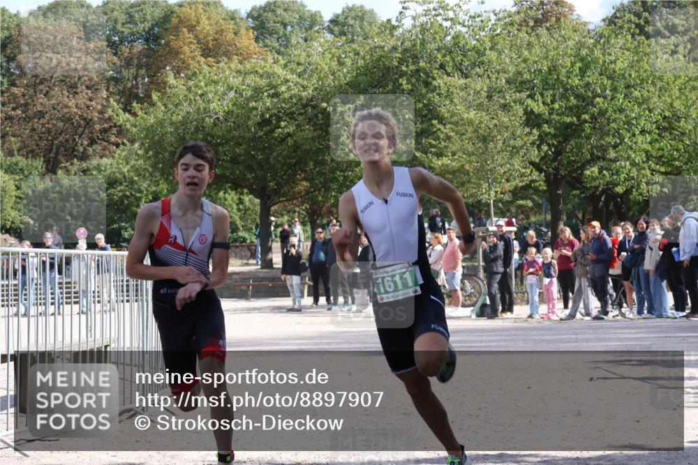 14.09.2025 - Stadtparktriathlon Strokosch-Dieckow http://msf.ph/oto/8897907 14.09.2025 13:42:06 Ziel 1236, 1339, 1342, 1605, 1611 meine-sportfotos.de