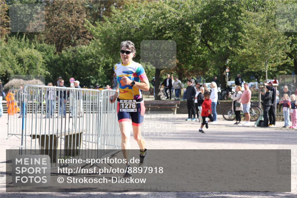 14.09.2025 - Stadtparktriathlon Strokosch-Dieckow http://msf.ph/oto/8897918 14.09.2025 13:42:14 Ziel 1276 meine-sportfotos.de