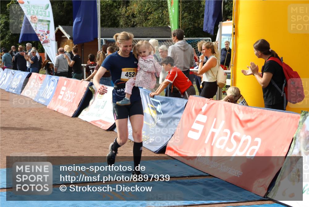 14.09.2025 - Airport Race Strokosch-Dieckow http://msf.ph/oto/8897939 14.09.2025 12:23:06 Ziel 452, 1667, 1694, 5260, 5522 meine-sportfotos.de