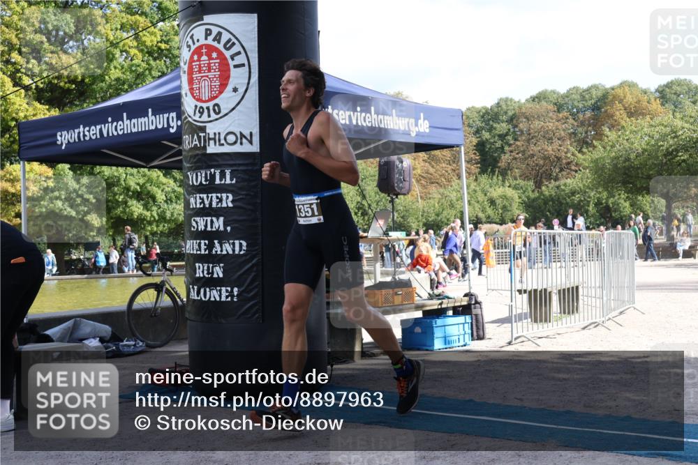 14.09.2025 - Stadtparktriathlon Strokosch-Dieckow http://msf.ph/oto/8897963 14.09.2025 13:42:30 Ziel 1351, 1374, 1414 meine-sportfotos.de