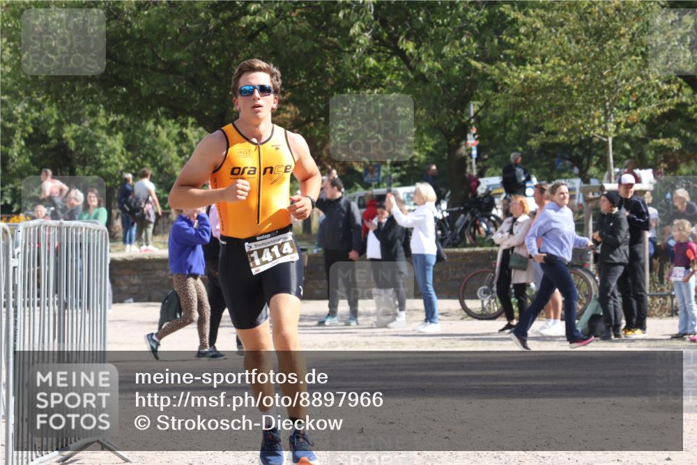 14.09.2025 - Stadtparktriathlon Strokosch-Dieckow http://msf.ph/oto/8897966 14.09.2025 13:42:33 Ziel 1351, 1414 meine-sportfotos.de