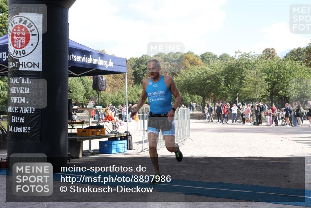 14.09.2025 - Stadtparktriathlon Strokosch-Dieckow http://msf.ph/oto/8897986 14.09.2025 13:42:48 Ziel 1383 meine-sportfotos.de