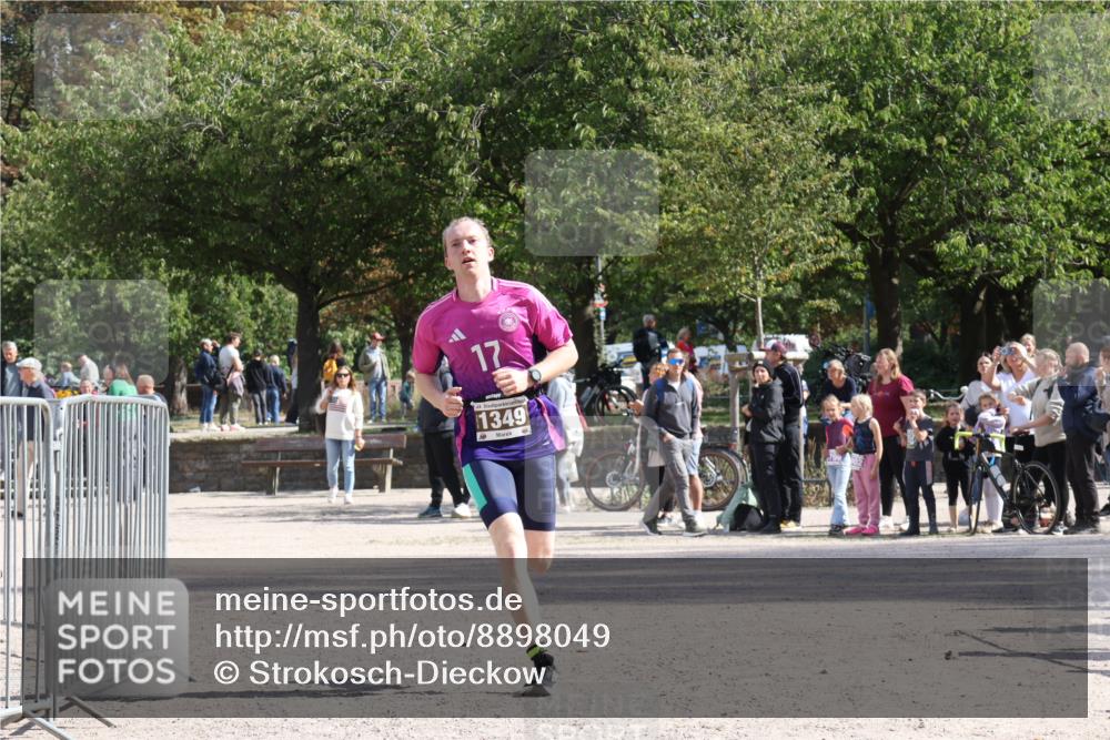 14.09.2025 - Stadtparktriathlon Strokosch-Dieckow http://msf.ph/oto/8898049 14.09.2025 13:43:41 Ziel 1349 meine-sportfotos.de