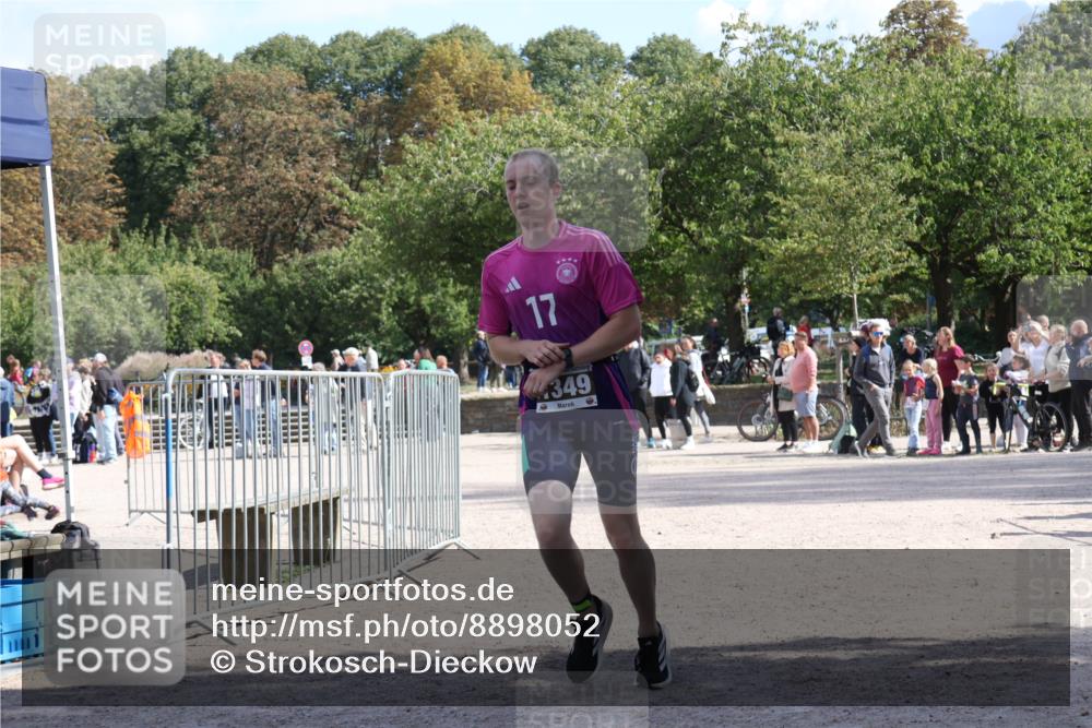 14.09.2025 - Stadtparktriathlon Strokosch-Dieckow http://msf.ph/oto/8898052 14.09.2025 13:43:42 Ziel 1349 meine-sportfotos.de