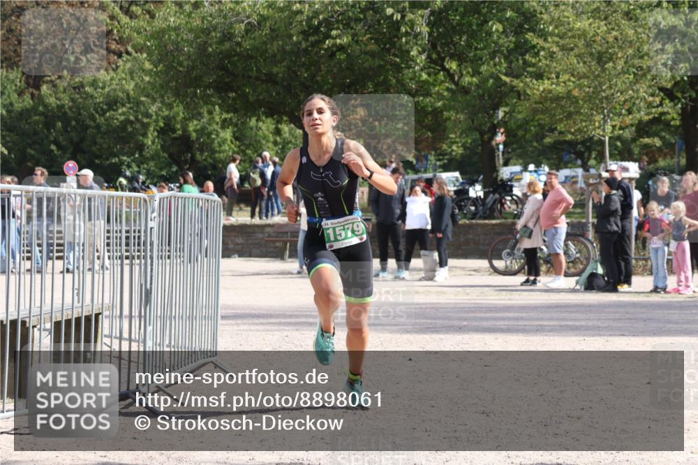 14.09.2025 - Stadtparktriathlon Strokosch-Dieckow http://msf.ph/oto/8898061 14.09.2025 13:44:31 Ziel 1384, 1579, 1603 meine-sportfotos.de