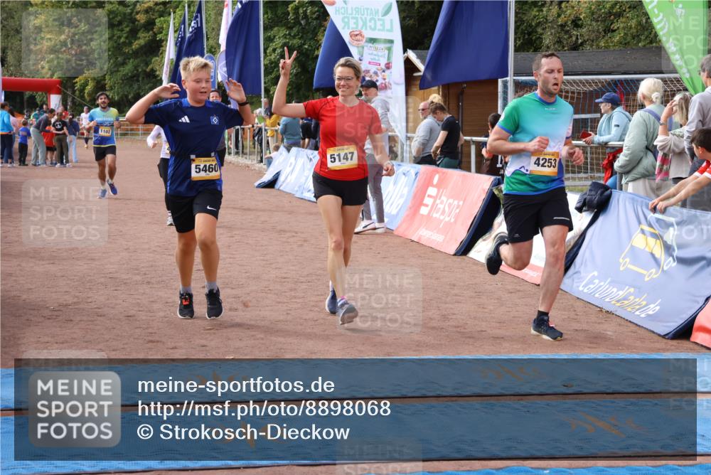 14.09.2025 - Airport Race Strokosch-Dieckow http://msf.ph/oto/8898068 14.09.2025 12:23:28 Ziel 231, 1102, 4083, 4253, 5147, 5460 meine-sportfotos.de