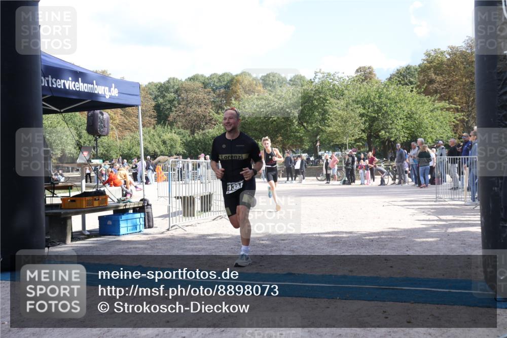 14.09.2025 - Stadtparktriathlon Strokosch-Dieckow http://msf.ph/oto/8898073 14.09.2025 13:44:36 Ziel 1384, 1579, 1603 meine-sportfotos.de