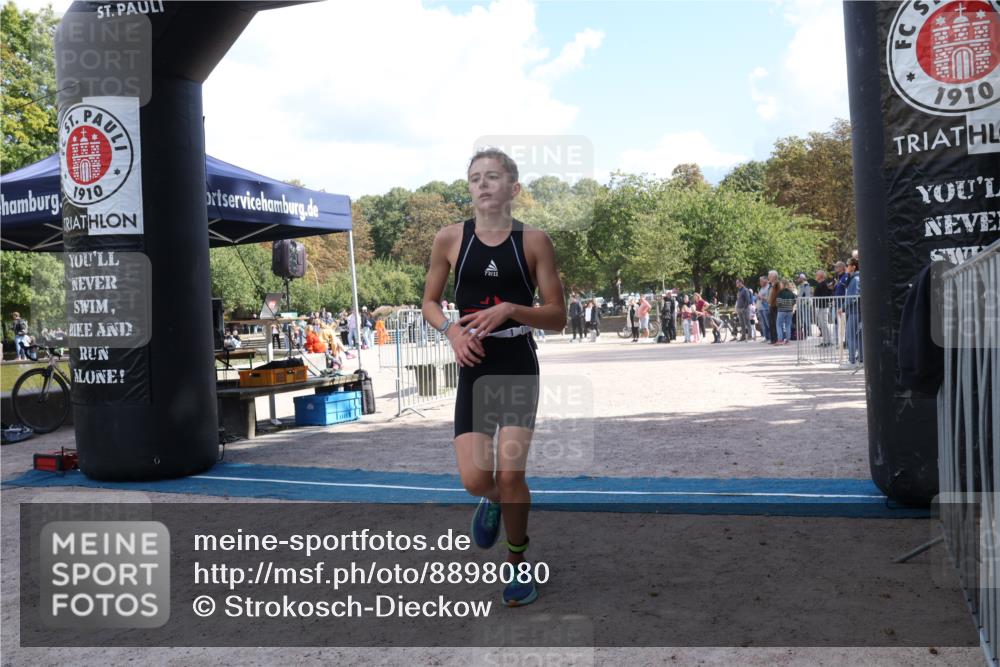 14.09.2025 - Stadtparktriathlon Strokosch-Dieckow http://msf.ph/oto/8898080 14.09.2025 13:44:39 Ziel 1384, 1603 meine-sportfotos.de