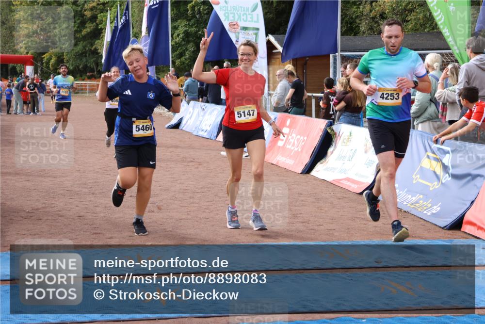 14.09.2025 - Airport Race Strokosch-Dieckow http://msf.ph/oto/8898083 14.09.2025 12:23:28 Ziel 231, 1102, 4083, 4253, 5147, 5460 meine-sportfotos.de