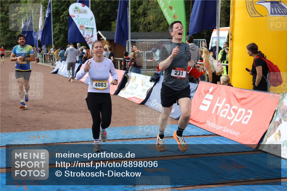 14.09.2025 - Airport Race Strokosch-Dieckow http://msf.ph/oto/8898096 14.09.2025 12:23:32 Ziel 231, 1102, 4083, 4253, 5147, 5460 meine-sportfotos.de