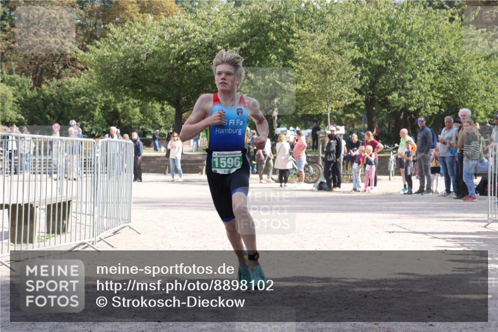 14.09.2025 - Stadtparktriathlon Strokosch-Dieckow http://msf.ph/oto/8898102 14.09.2025 13:45:16 Ziel 1596, 1607 meine-sportfotos.de