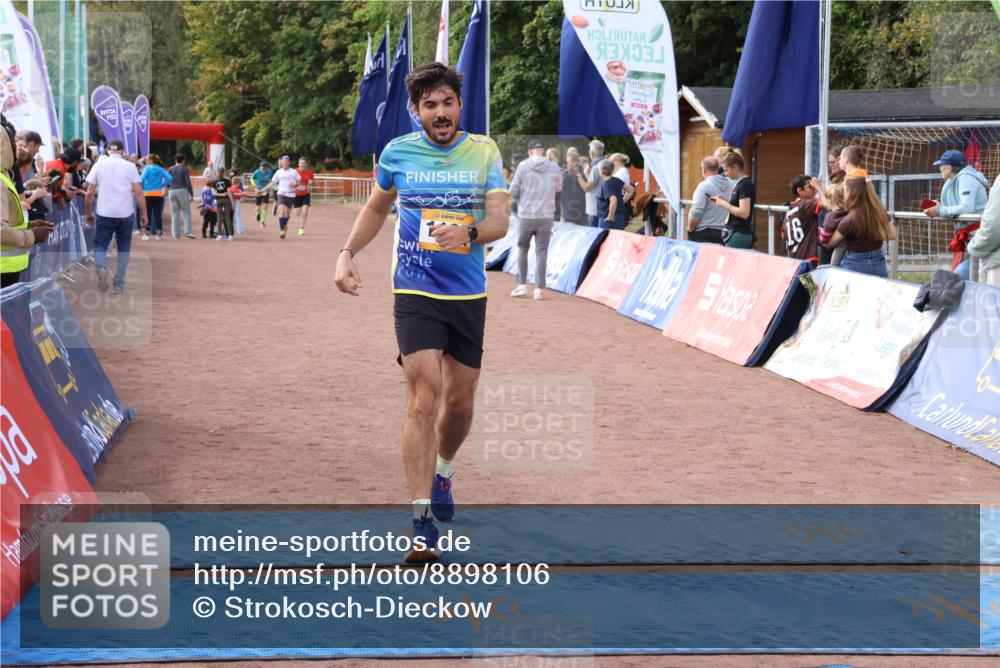 14.09.2025 - Airport Race Strokosch-Dieckow http://msf.ph/oto/8898106 14.09.2025 12:23:34 Ziel 231, 243, 1102, 4083 meine-sportfotos.de