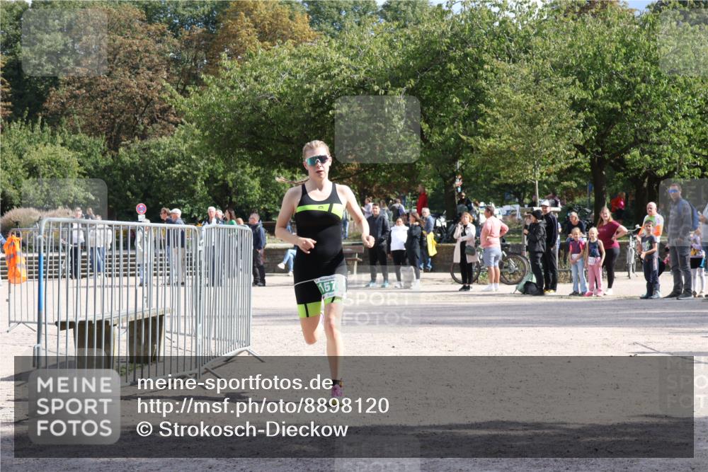 14.09.2025 - Stadtparktriathlon Strokosch-Dieckow http://msf.ph/oto/8898120 14.09.2025 13:45:47 Ziel 1578 meine-sportfotos.de