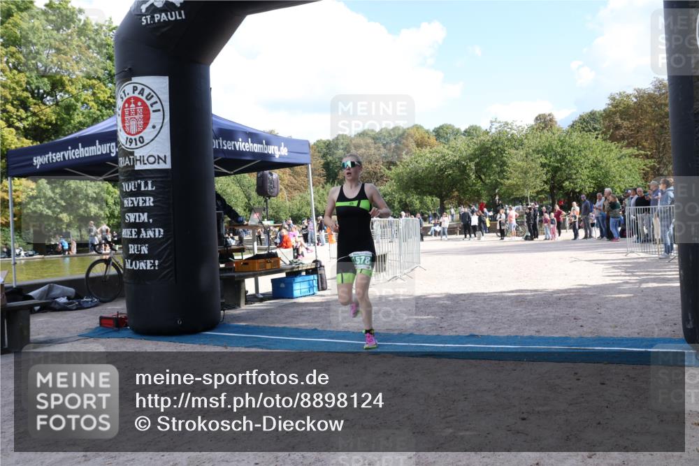 14.09.2025 - Stadtparktriathlon Strokosch-Dieckow http://msf.ph/oto/8898124 14.09.2025 13:45:49 Ziel 1578 meine-sportfotos.de