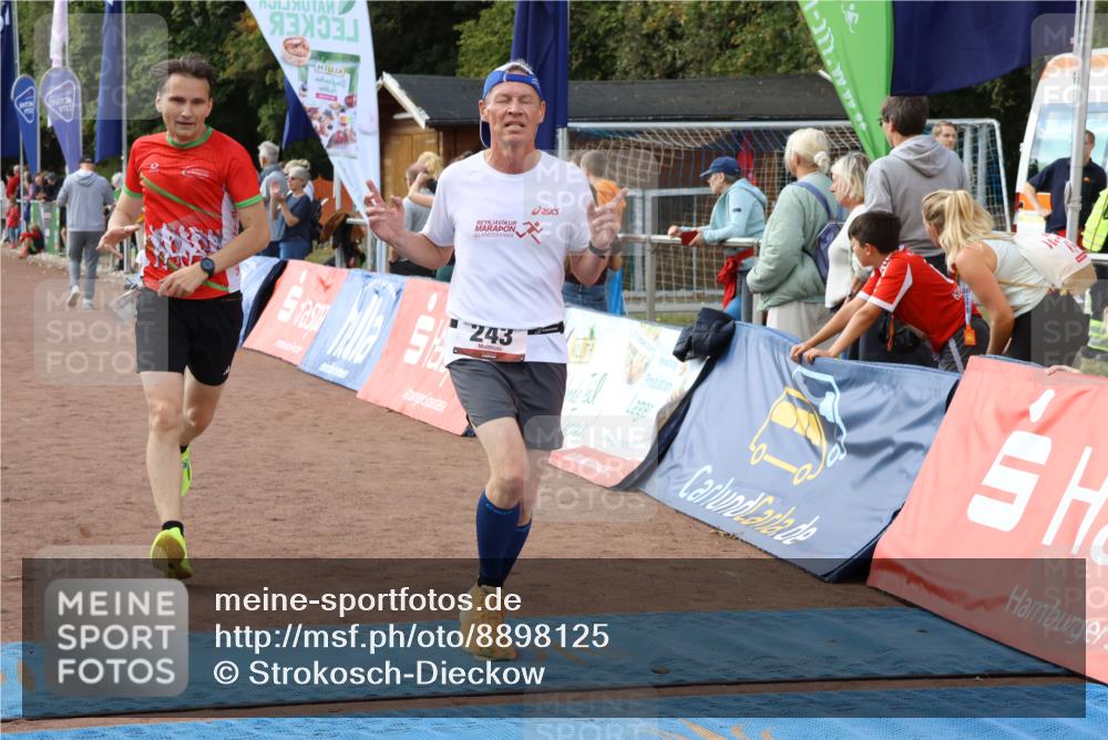 14.09.2025 - Airport Race Strokosch-Dieckow http://msf.ph/oto/8898125 14.09.2025 12:23:43 Ziel 177, 243, 1157, 1284 meine-sportfotos.de