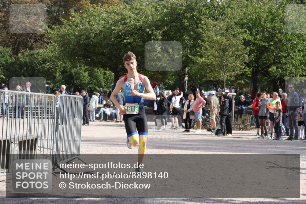 14.09.2025 - Stadtparktriathlon Strokosch-Dieckow http://msf.ph/oto/8898140 14.09.2025 13:46:14 Ziel 1616 meine-sportfotos.de