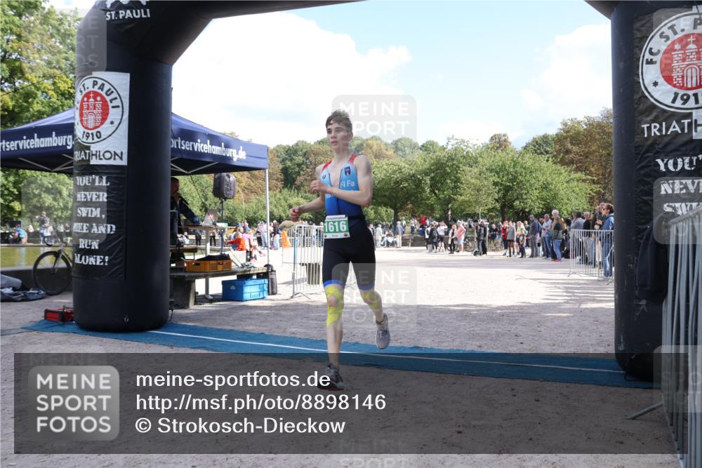 14.09.2025 - Stadtparktriathlon Strokosch-Dieckow http://msf.ph/oto/8898146 14.09.2025 13:46:15 Ziel 1616 meine-sportfotos.de