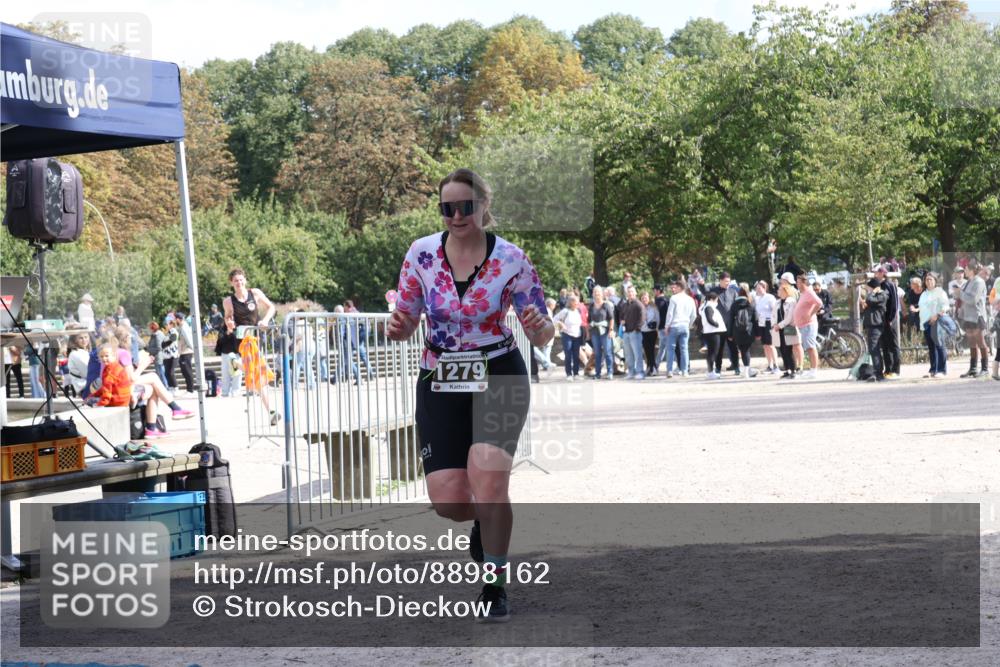 14.09.2025 - Stadtparktriathlon Strokosch-Dieckow http://msf.ph/oto/8898162 14.09.2025 13:46:54 Ziel 1279, 1614 meine-sportfotos.de