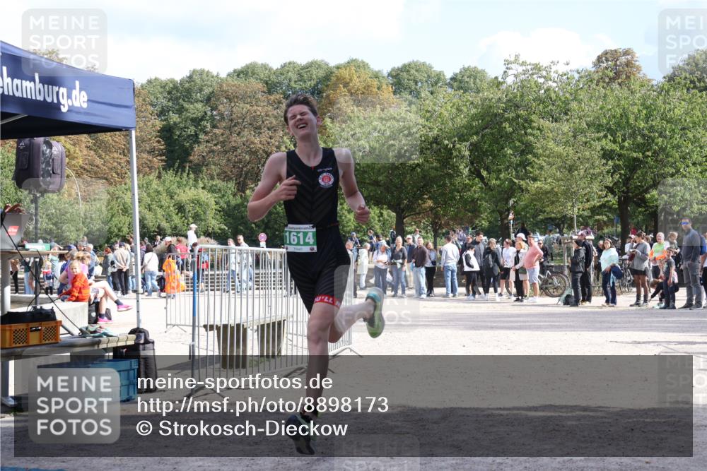 14.09.2025 - Stadtparktriathlon Strokosch-Dieckow http://msf.ph/oto/8898173 14.09.2025 13:46:58 Ziel 1279, 1614 meine-sportfotos.de