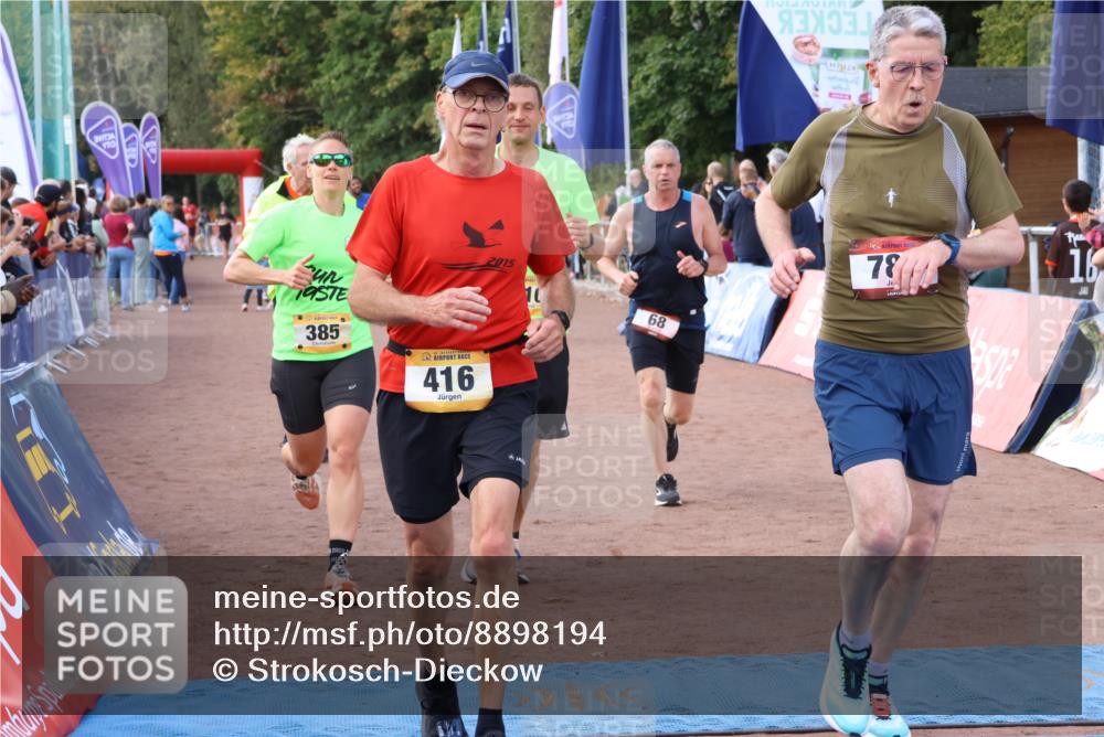 14.09.2025 - Airport Race Strokosch-Dieckow http://msf.ph/oto/8898194 14.09.2025 12:24:02 Ziel 68, 385, 398, 416, 433, 780, 1116, 1826, 4174 meine-sportfotos.de