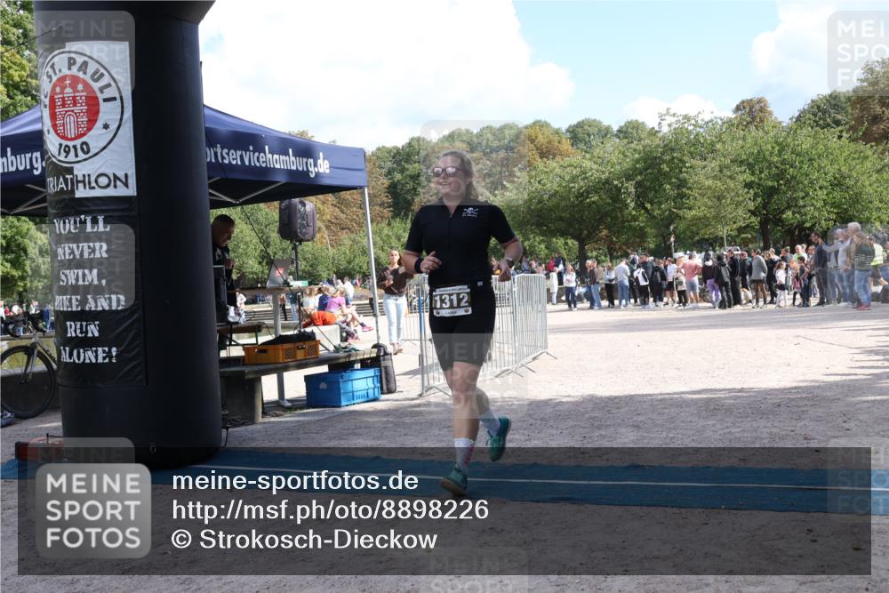 14.09.2025 - Stadtparktriathlon Strokosch-Dieckow http://msf.ph/oto/8898226 14.09.2025 13:48:14 Ziel 1312, 1564 meine-sportfotos.de