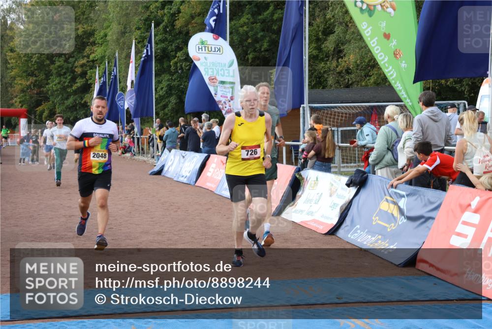 14.09.2025 - Airport Race Strokosch-Dieckow http://msf.ph/oto/8898244 14.09.2025 12:24:23 Ziel 396, 453, 575, 726, 1448, 1549, 1655, 1884, 1957, 2006, 2048, 4003 meine-sportfotos.de