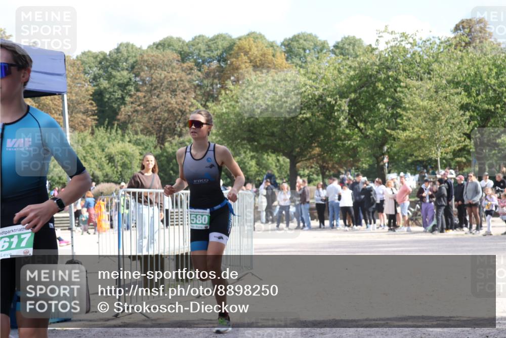 14.09.2025 - Stadtparktriathlon Strokosch-Dieckow http://msf.ph/oto/8898250 14.09.2025 13:48:32 Ziel 1327, 1580, 1617 meine-sportfotos.de