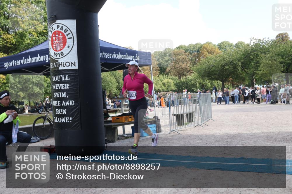 14.09.2025 - Stadtparktriathlon Strokosch-Dieckow http://msf.ph/oto/8898257 14.09.2025 13:49:37 Ziel 1303 meine-sportfotos.de