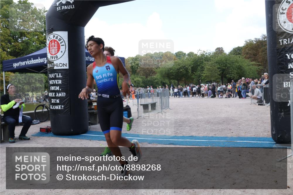 14.09.2025 - Stadtparktriathlon Strokosch-Dieckow http://msf.ph/oto/8898268 14.09.2025 13:49:53 Ziel 1577, 1584, 1599 meine-sportfotos.de