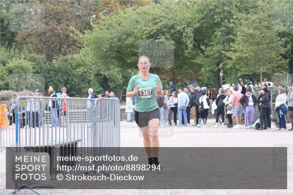 14.09.2025 - Stadtparktriathlon Strokosch-Dieckow http://msf.ph/oto/8898294 14.09.2025 13:50:58 Ziel 1307, 1371, 1420 meine-sportfotos.de