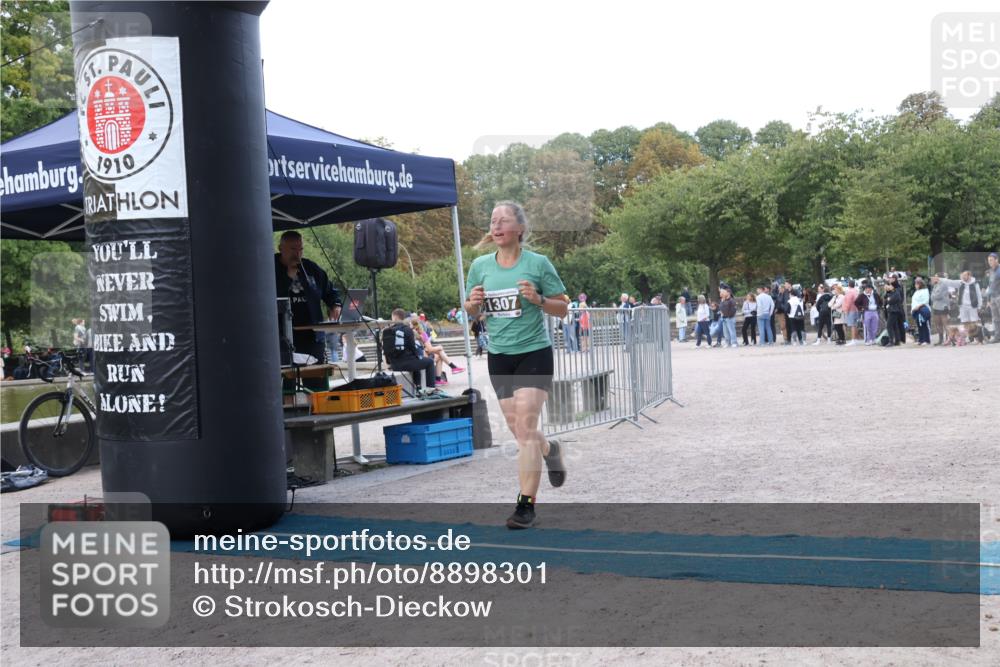 14.09.2025 - Stadtparktriathlon Strokosch-Dieckow http://msf.ph/oto/8898301 14.09.2025 13:51:01 Ziel 1307, 1371, 1420 meine-sportfotos.de