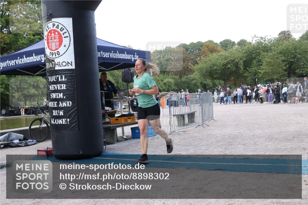 14.09.2025 - Stadtparktriathlon Strokosch-Dieckow http://msf.ph/oto/8898302 14.09.2025 13:51:01 Ziel 1307, 1371, 1420 meine-sportfotos.de