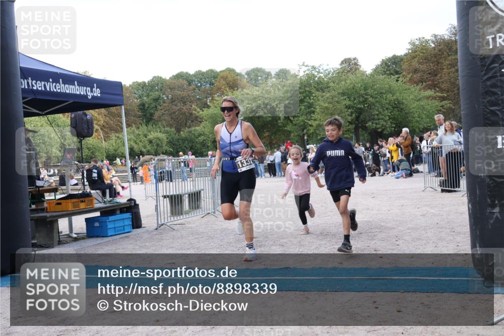 14.09.2025 - Stadtparktriathlon Strokosch-Dieckow http://msf.ph/oto/8898339 14.09.2025 13:51:55 Ziel 1332, 1358 meine-sportfotos.de