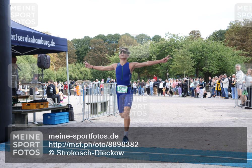 14.09.2025 - Stadtparktriathlon Strokosch-Dieckow http://msf.ph/oto/8898382 14.09.2025 13:53:28 Ziel 1606 meine-sportfotos.de