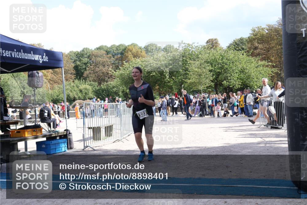 14.09.2025 - Stadtparktriathlon Strokosch-Dieckow http://msf.ph/oto/8898401 14.09.2025 13:54:29 Ziel 1322 meine-sportfotos.de