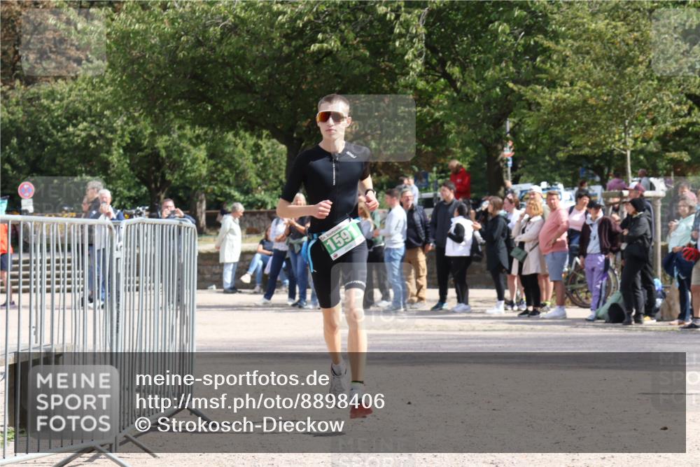 14.09.2025 - Stadtparktriathlon Strokosch-Dieckow http://msf.ph/oto/8898406 14.09.2025 13:54:46 Ziel 1591 meine-sportfotos.de