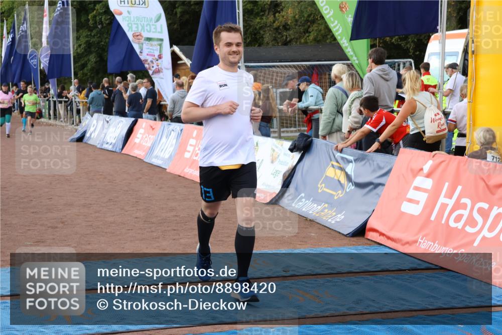 14.09.2025 - Airport Race Strokosch-Dieckow http://msf.ph/oto/8898420 14.09.2025 12:24:59 Ziel 55, 333, 442, 519, 810, 816, 1654, 1950, 2138, 2149, 4152, 5100 meine-sportfotos.de