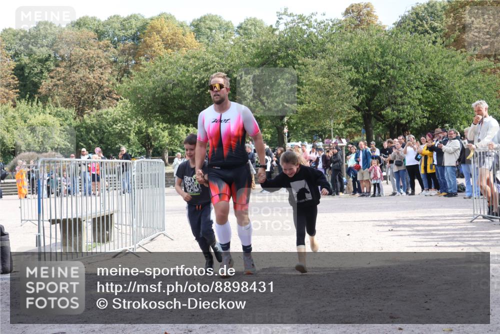 14.09.2025 - Stadtparktriathlon Strokosch-Dieckow http://msf.ph/oto/8898431 14.09.2025 13:55:05 Ziel 1514 meine-sportfotos.de